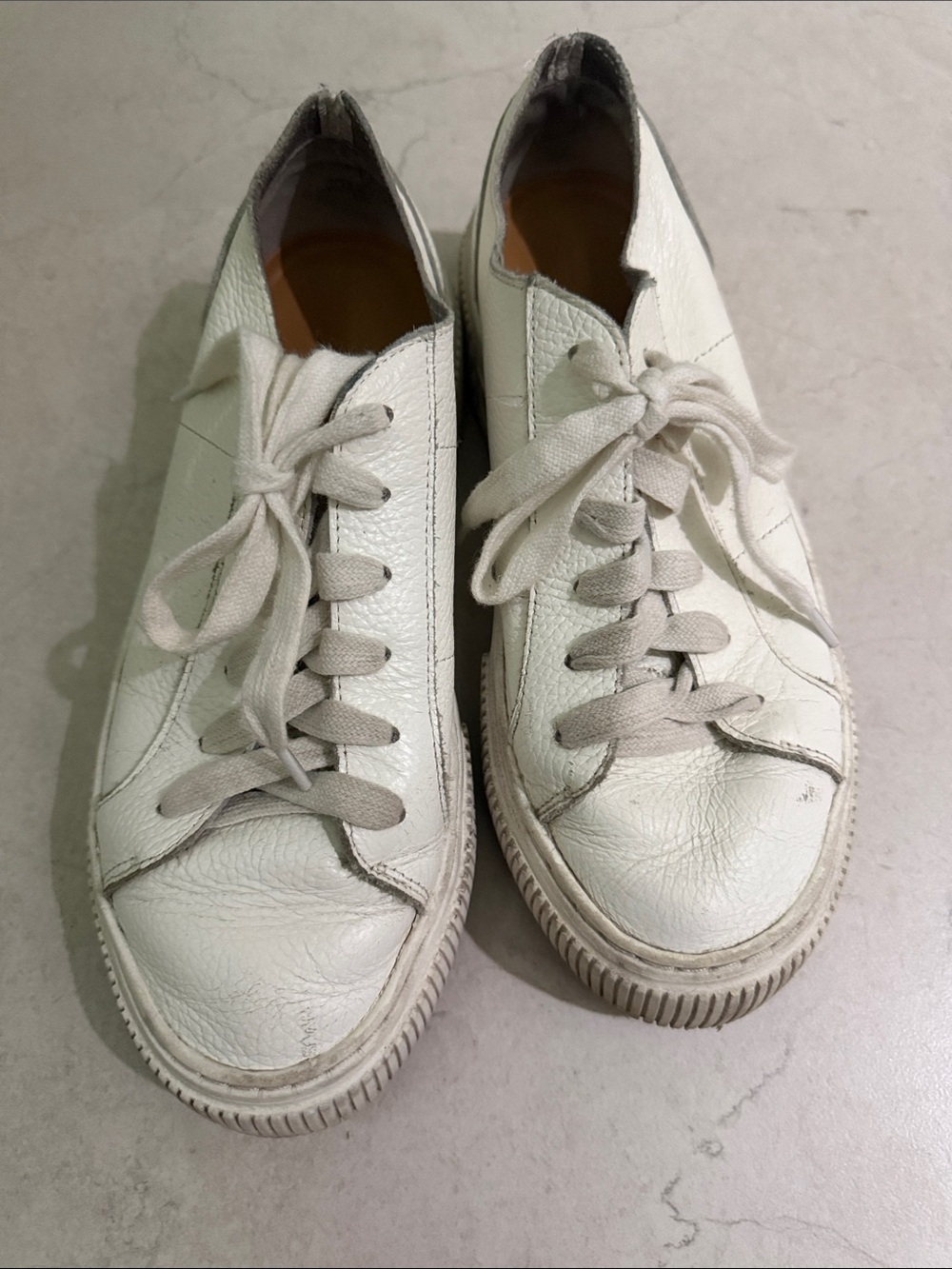 Crown Vintage White Leather Low-Top Sneakers
